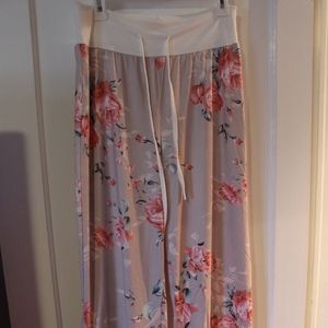 Beige floral lounge pants